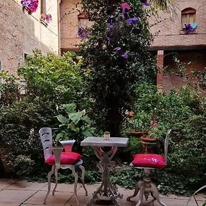 Il Giardino Segreto , Ferrara Italia